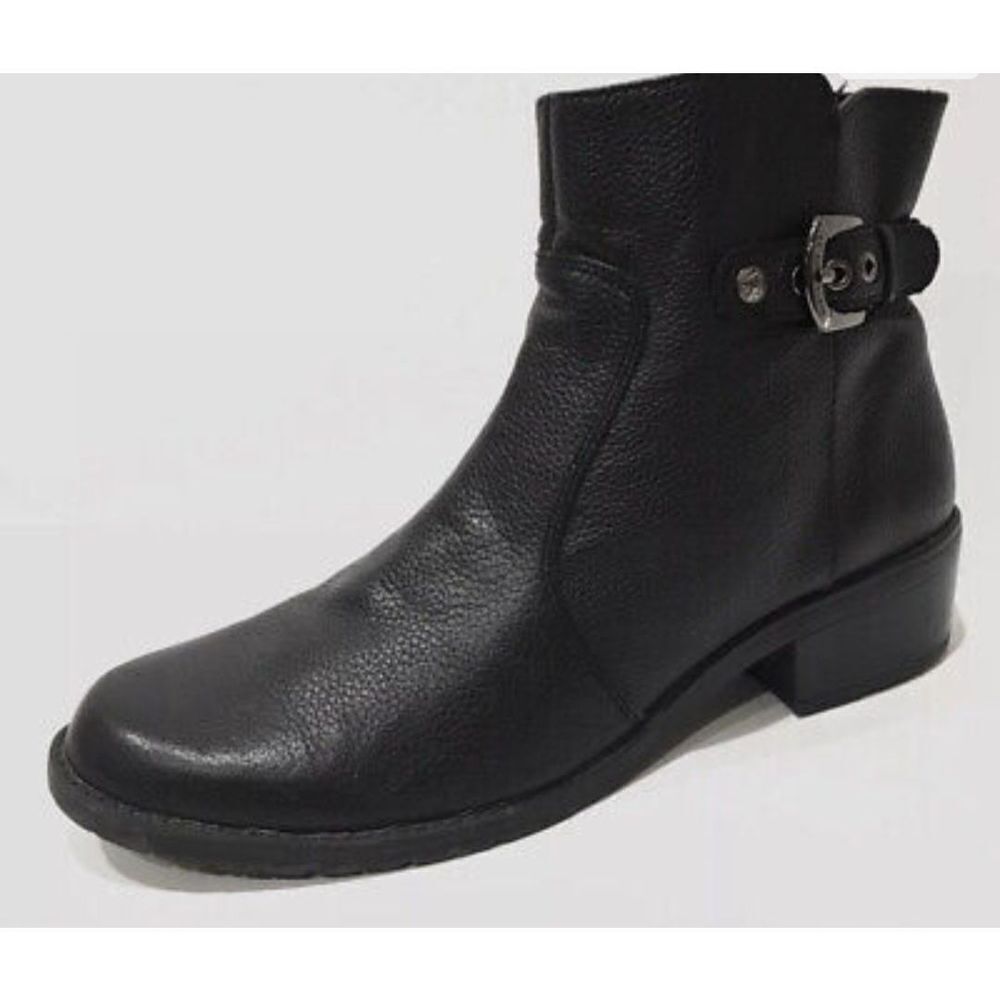 Anne Klein Lefty Boot